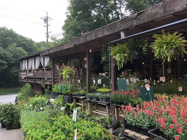 RK GARDEN POINT MAKERS
