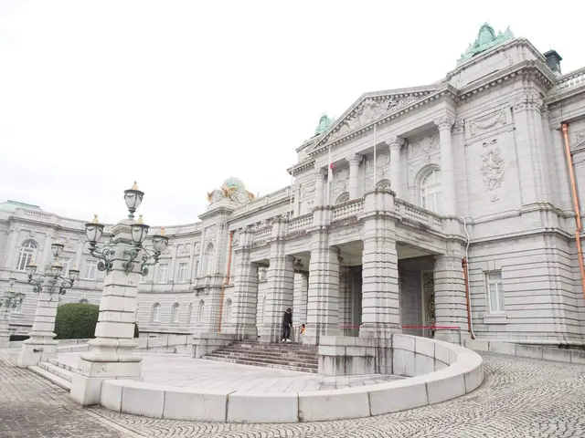 迎賓館赤坂離宮 (Akasaka Palace)