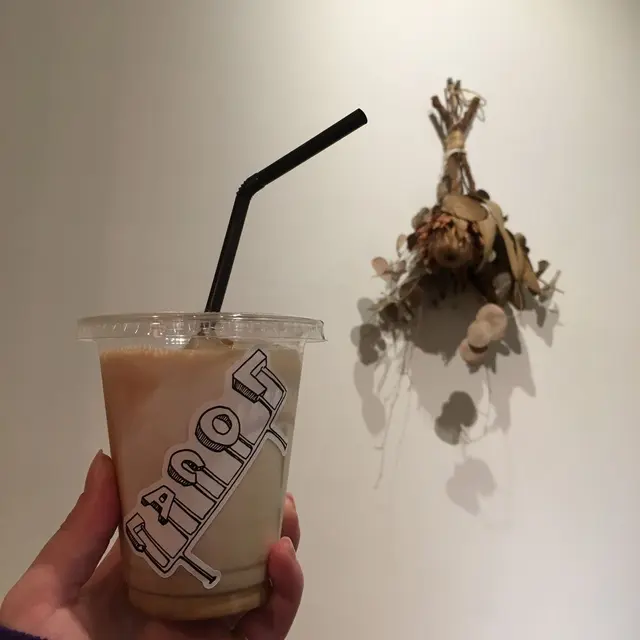 THE LOCAL COFFEE STAND
