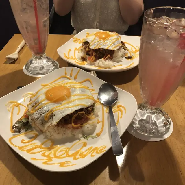 CAROLINE DINER （キャロライン ダイナー）
