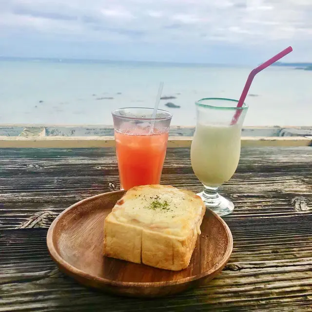 浜辺の茶屋