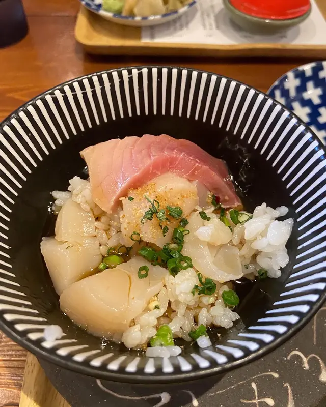 シハチ鮮魚店