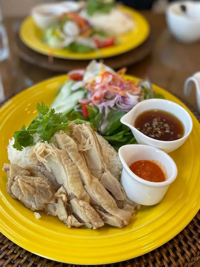 GOLD COAST Cafe + Dining