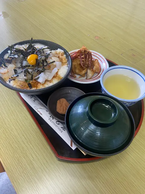 ドライブインよしだ