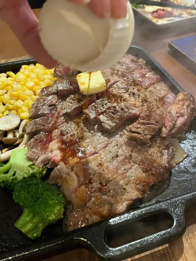ミートスタンド [Meat Stand Bar & Grill]