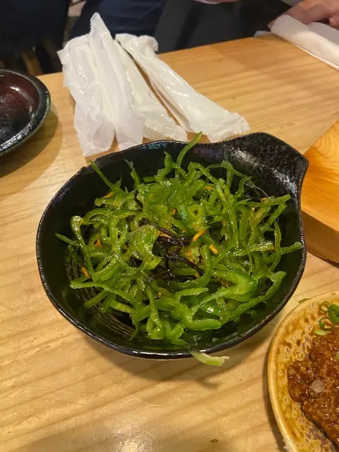 ヤキトリボーイシュウマイガール 梅田店