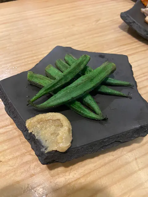 ヤキトリボーイシュウマイガール 梅田店