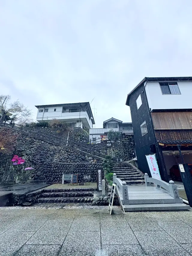 ろまん亭