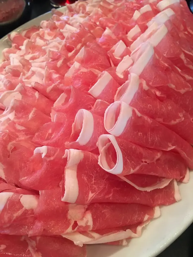 ラムしゃぶ金の目 新宿店