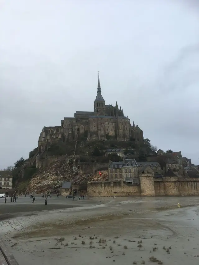 モン・サン＝ミッシェル（Mont Saint-Michel）