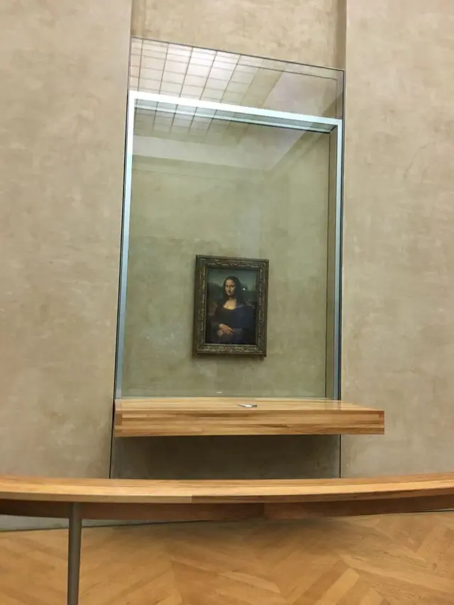 ルーヴル美術館（Louvre Museum）