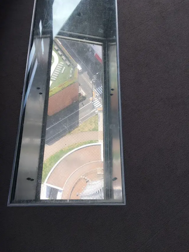 横浜マリンタワー