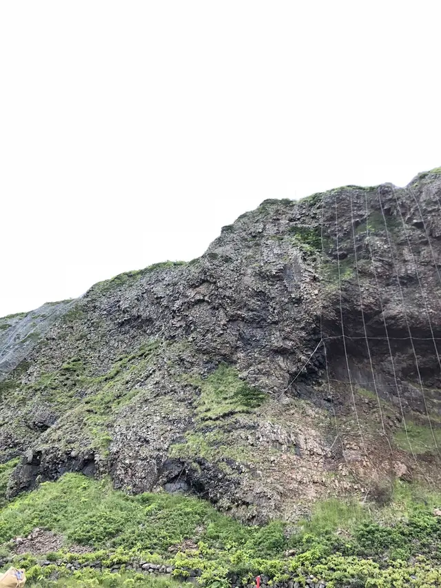 オロンコ岩