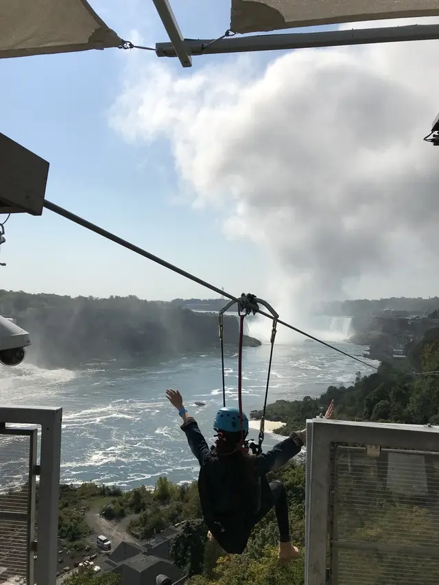 WildPlay Niagara Falls MistRider Zipline