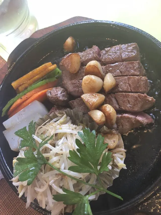 ステーキハウス蜂