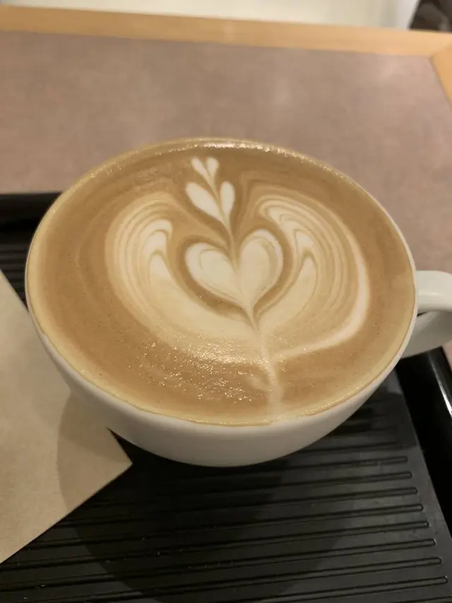 BLENZ coffee 青山花茂店