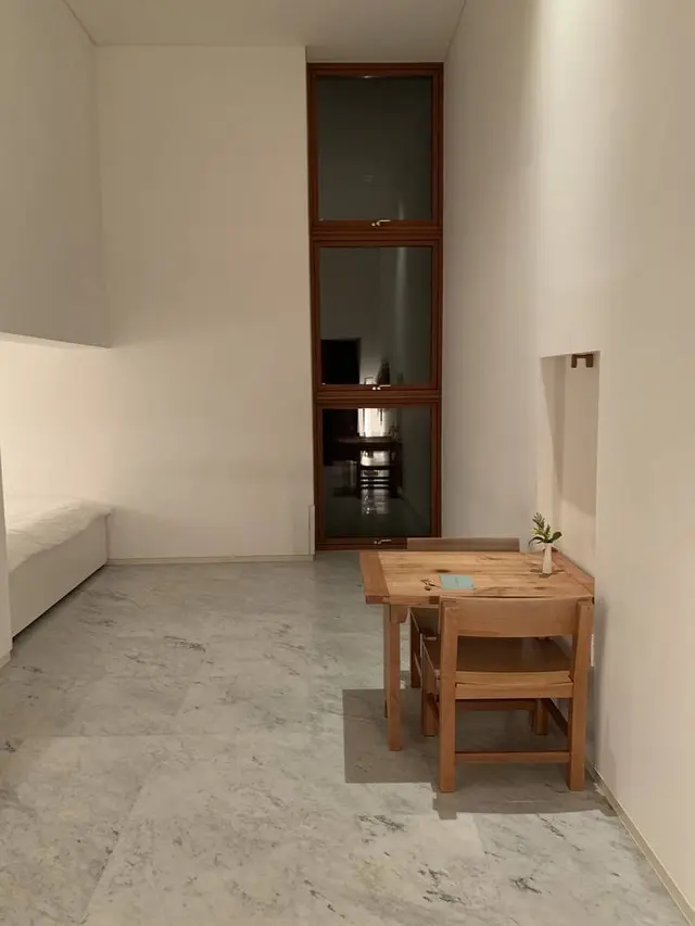 ホテルブレストンコート