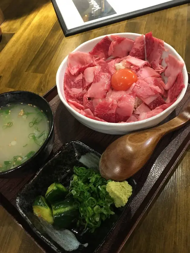 yakinikuen 忍鬨（ニング）