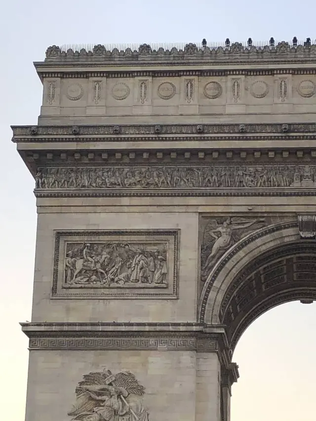  エトワール凱旋門（Etoile Arc de Triomphe）