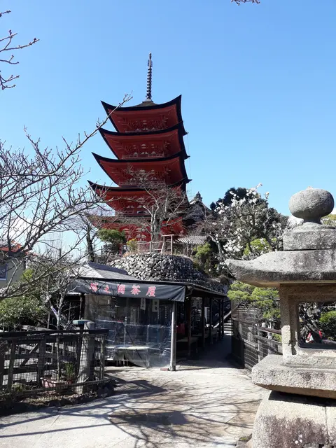 豊国神社（千畳閣）