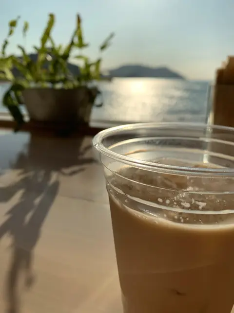SURF SIDE CAFE