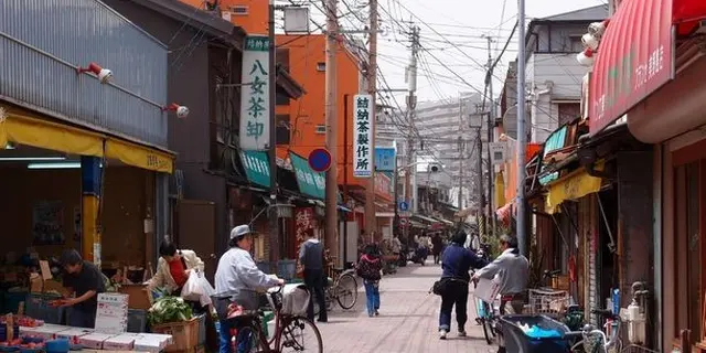 昭和レトロな雰囲気漂う美野島商店街でゆったりまったり。