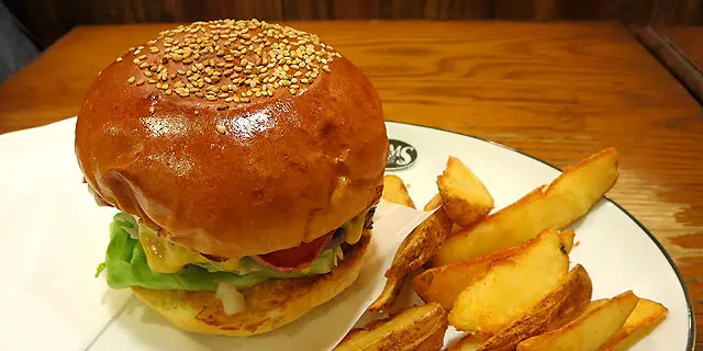【新宿】移動カ所は2つ！シンプルだけどすごく癒されます。ピクニック寝転びデートプラン。