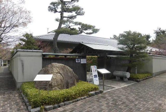 一般庶民が行く関西屈指の高級住宅街を眺める