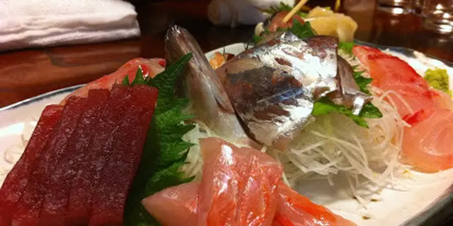 休日の夕方から、ゆるゆると飲み始めよう