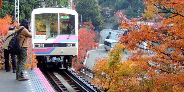 叡山電車で京都の紅葉を巡る 貴船鞍馬から詩仙堂まで