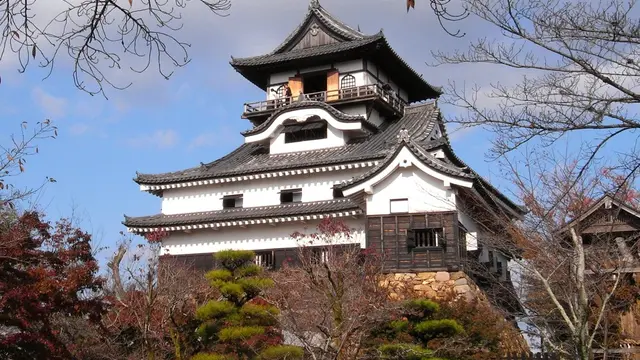 日本最古級「国宝犬山城」から「カルトスポット」まで全部紹介。犬山周辺が面白い！