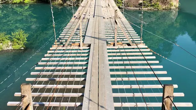 夢の吊り橋