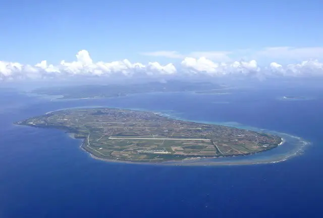 伊江島で青い海を満喫しよう
