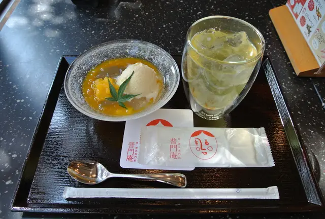 わらびもちが主役の清水寺観光。