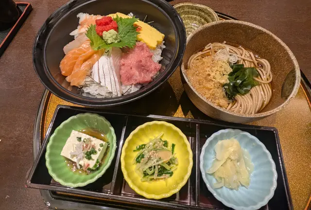 一般OKの社員食堂～～最高に美味しいケーキ。はとバスも！欲張りな東京↔日本橋の旅