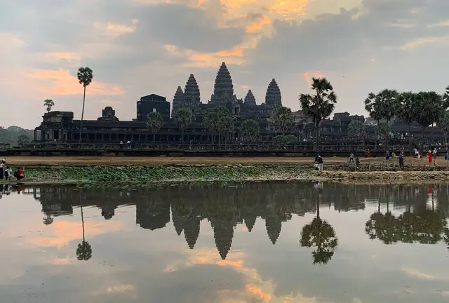 カンボジア旧都シェムリアップのアンコールワット周辺遺跡巡り！