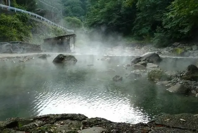 川が温泉！？キャンプ、温泉、観光で群馬大満喫