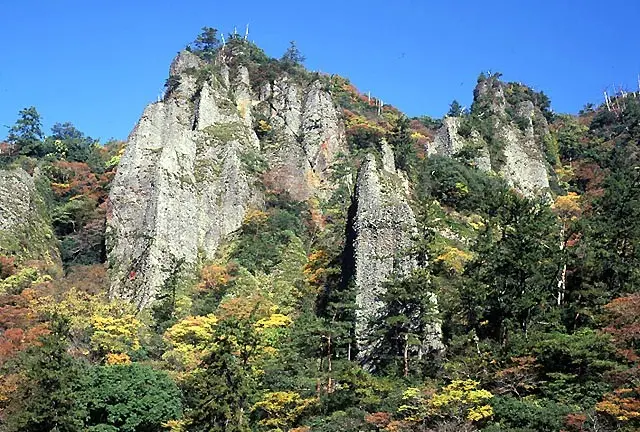 島根の秘境！秋に訪れよう立久恵峡！