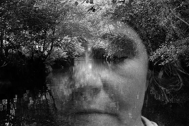 ガブリエラ・グレッチ《混淆のイメージ IV》「水・シリーズ」、2009年　126×86cm ©Gabriela Grech /VEGAP. Imágenes de una confusión IV. Serie Agua, 2009.