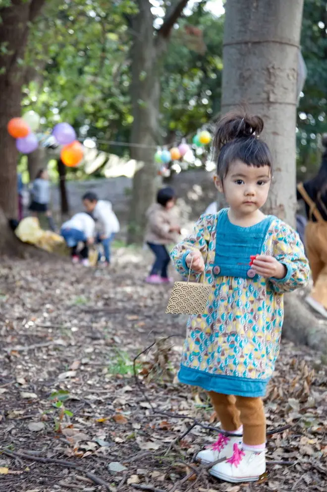 キッズが運営する森遊びイベント どんぐりの妖精探し 開催 インスタフォトコンテストや環境保全への参加もでき Holiday ホリデー