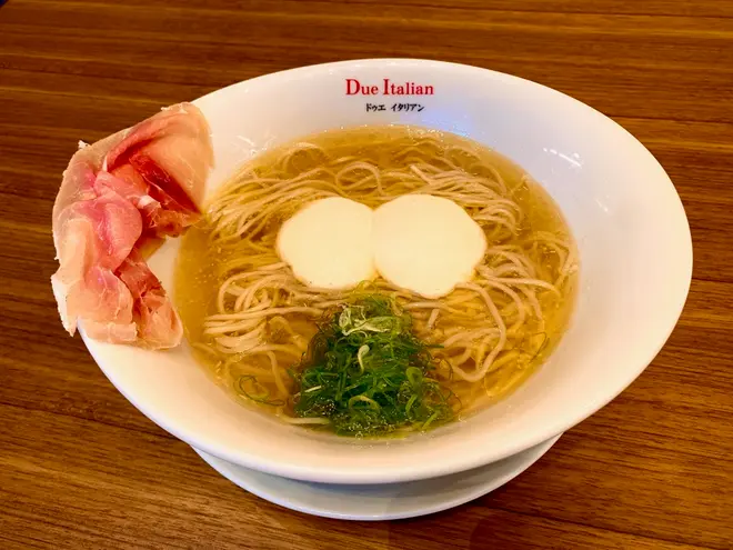 「らぁ麺 ドゥエ イタリアン」生ハムフロマージュ 1,280円（税込）