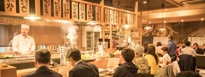 成田 居酒屋 月の家 個室 宴会 大人数 飲み屋 焼き鳥 釜めし 串カツ 飲み会 ランチ 昼飲み 昼宴会 日本酒 Holiday ホリデー