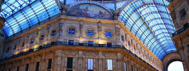 Galleria Vittorio Emanuele Ii ヴィットーリオ エマヌエーレ2世のガッレリア へ行くなら おすすめの過ごし方や周辺情報をチェック Holiday ホリデー