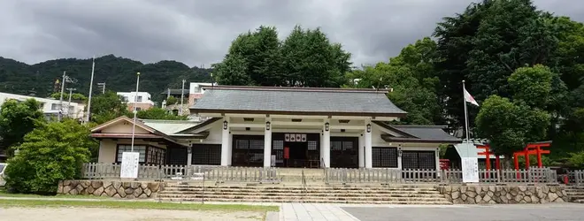 兵庫県神戸護国神社へ行くなら おすすめの過ごし方や周辺情報をチェック Holiday ホリデー