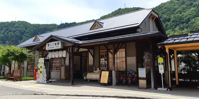 【岐阜県】郡上八幡の歴史的な町並みと清流を巡る旅✨