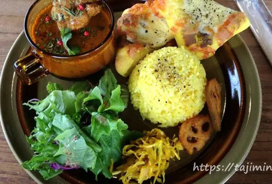 Bread&curry  plate