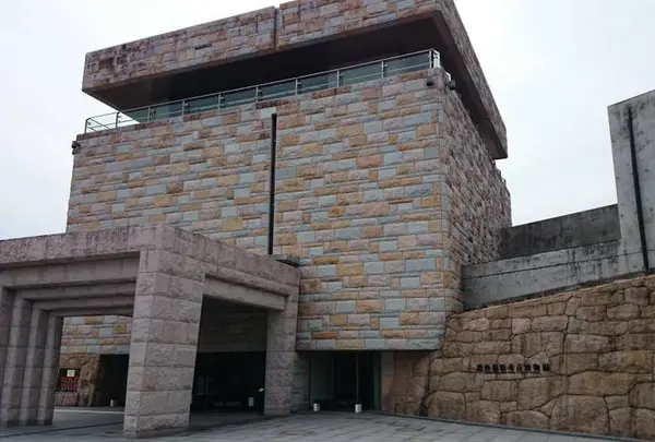 宮崎県立西都原考古博物館
