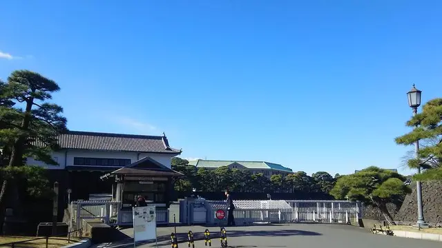 江戸城跡をめぐる皇居を散策