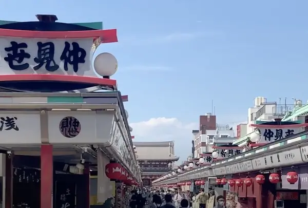 仲見世商店街