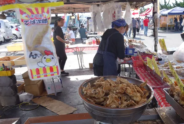 館鼻岸壁朝市の写真・動画_image_699213